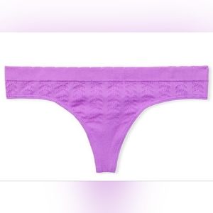 Victoria Secret Seamless Textured Thong